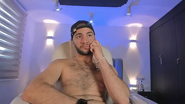 MaximusDick1  online show from 4, 3, 2026