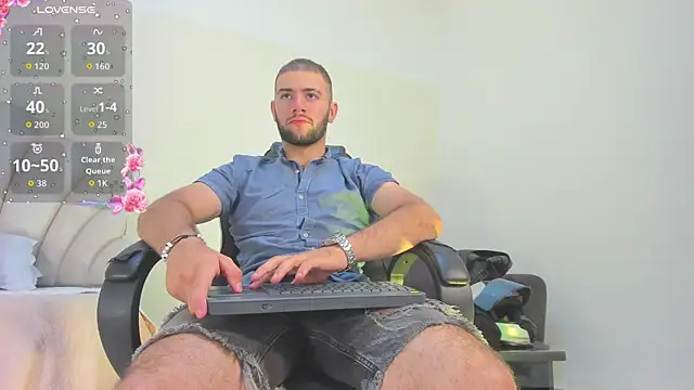 Snapshot of MaximusDick1_ chatting on 17, 7, 2026 MaximusDick1 online show from 17, 7, 2026