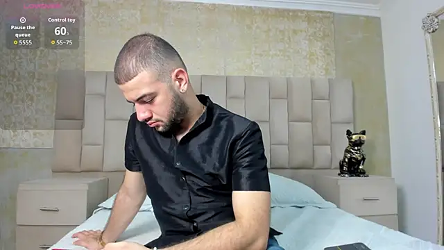 Snapshot of MaximusDick1_ chatting on 13, 10, 2025 MaximusDick1 online show from 13, 10, 2025