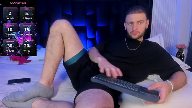 MaximusDick1  online show from 26, 4, 2026