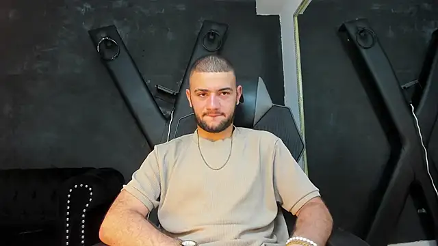 Snapshot of MaximusDick1_ chatting on 19, 9, 2025 MaximusDick1 online show from 19, 9, 2025