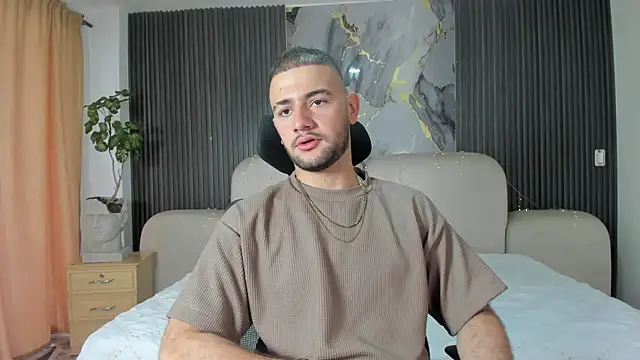 MaximusDick1  online show from 3, 5, 2026