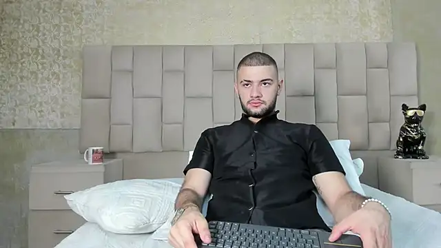 Snapshot of MaximusDick1_ chatting on 11, 10, 2025 MaximusDick1 online show from 11, 10, 2025