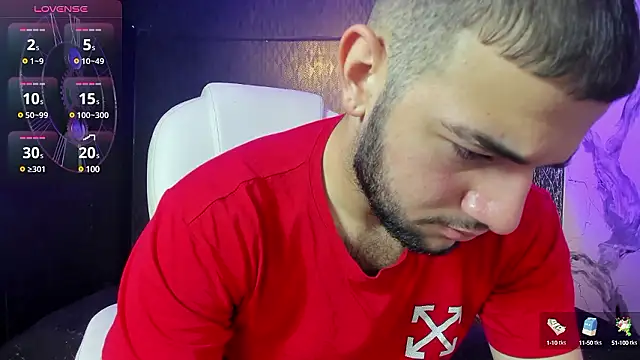 Snapshot of MaximusDick1_ chatting on 4, 12, 2024 MaximusDick1 online show from 4, 12, 2024