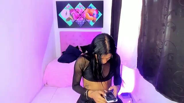 issa kitty online show from 29, 11, 2025