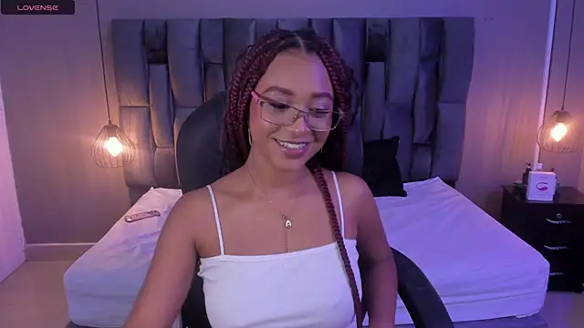 Lorena Vieira  online show from 27, 2, 2025