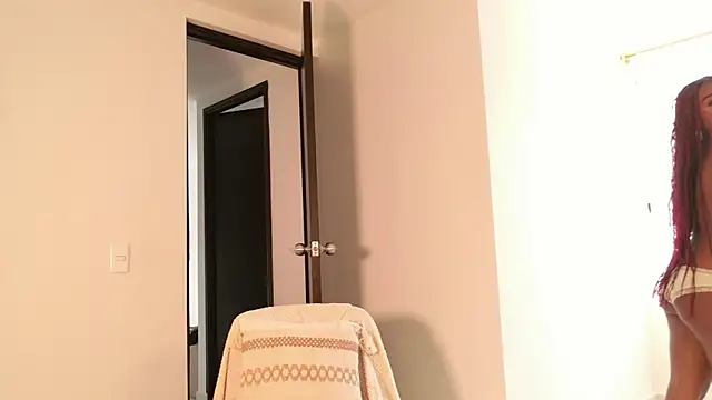 Lorena Vieira  online show from 17, 10, 2025