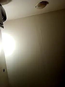 Virgin Pussy Love online show from 22, 12, 2025