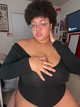 Snapshot of Ectorius chatting on 8, 11, 2025 Ectorius online show from 8, 11, 2025