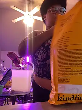 Snapshot of Ectorius chatting on 23, 9, 2025 Ectorius online show from 23, 9, 2025