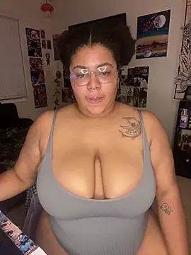 Snapshot of Ectorius chatting on 1, 3, 2025 Ectorius online show from 1, 3, 2025