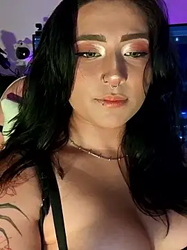 Snapshot of Pauilina chatting on 15, 7, 2026 Pauilina online show from 15, 7, 2026