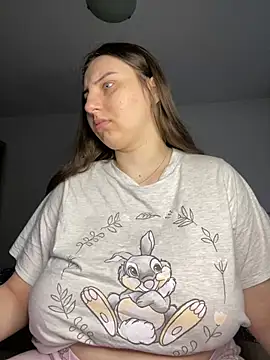 KarinaCelinne online show from 4, 2, 2025