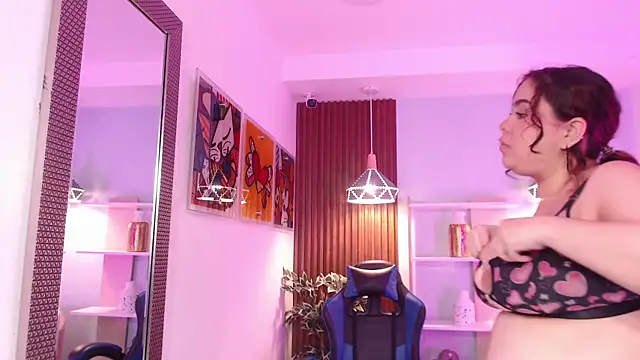 Dalila Sky online show from 18, 9, 2025