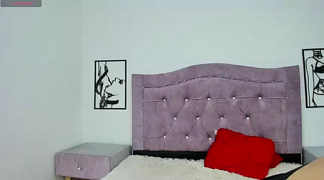 LunaSmitt online show from 13, 3, 2025