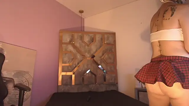 BRITHANY SPARK online show from 2, 12, 2025