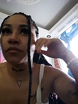 Snapshot of devi_black13_ chatting on 24, 2, 2026 devi black13 online show from 24, 2, 2026