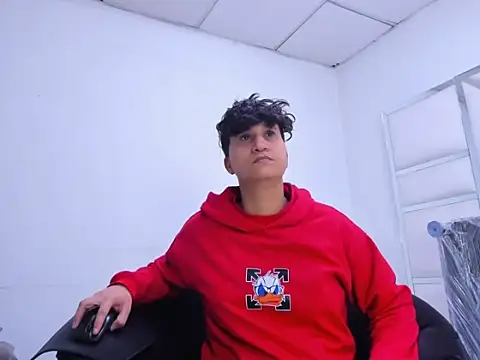 Im Milan Rs online show from 26, 9, 2025