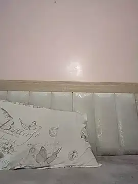 Snapshot of nadya-74 chatting on 12, 11, 2025 nadya-74 online show from 12, 11, 2025