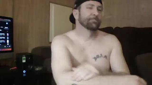 Snapshot of Edward_LongCock chatting on 29, 4, 2026 Edward LongCock online show from 29, 4, 2026