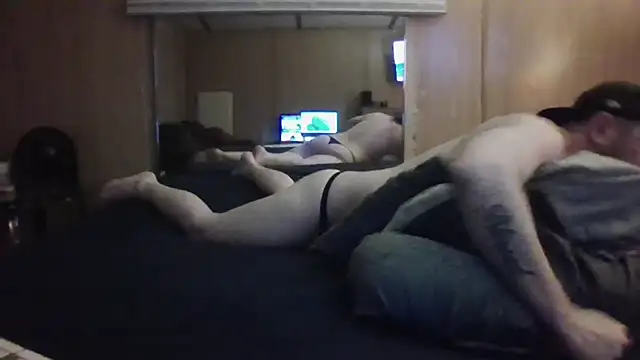 Snapshot of Edward_LongCock chatting on 11, 5, 2026 Edward LongCock online show from 11, 5, 2026