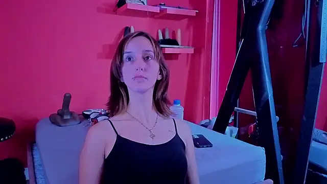 Ambar Roux  online show from 8, 9, 2025