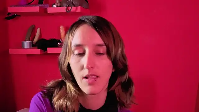 Ambar Roux  online show from 25, 11, 2025