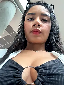  Luana online show from 28, 10, 2025