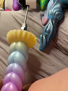 luisa1 online show from 8, 3, 2025