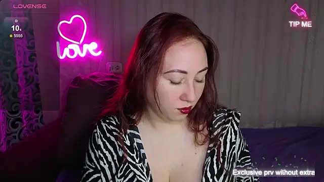 Snapshot of KellyCrystall chatting on 24, 9, 2025 KellyCrystall online show from 24, 9, 2025