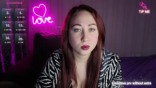 Snapshot of KellyCrystall chatting on 28, 9, 2025 KellyCrystall online show from 28, 9, 2025