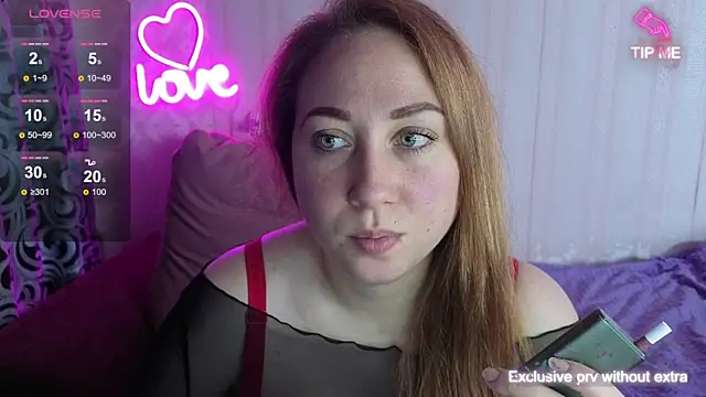 Snapshot of KellyCrystall chatting on 21, 9, 2025 KellyCrystall online show from 21, 9, 2025