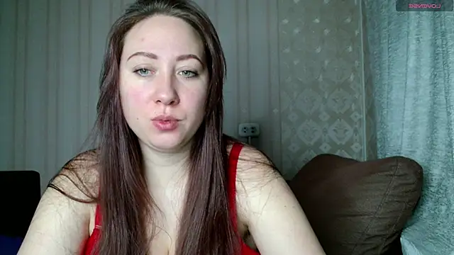 Snapshot of KellyCrystall chatting on 8, 1, 2025 KellyCrystall online show from 8, 1, 2025