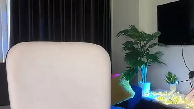 Snapshot of sexy_m23 chatting on 1, 11, 2025 sexy m23 online show from 1, 11, 2025