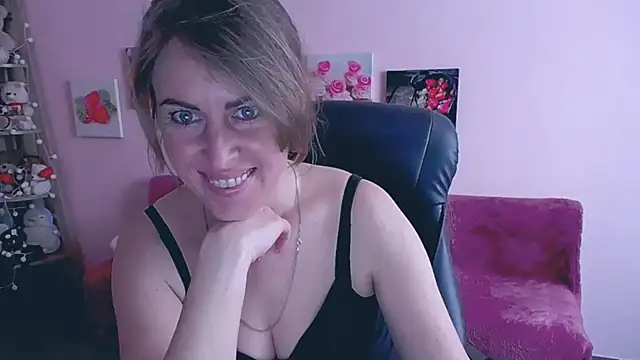 Hot Milady online show from 13, 3, 2025