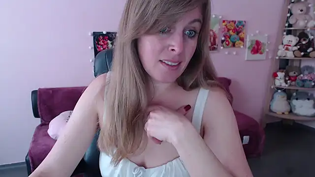 Hot Milady online show from 10, 4, 2026