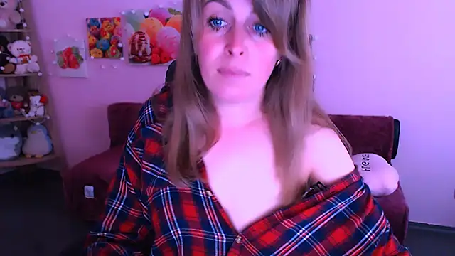 Hot Milady online show from 3, 6, 2026