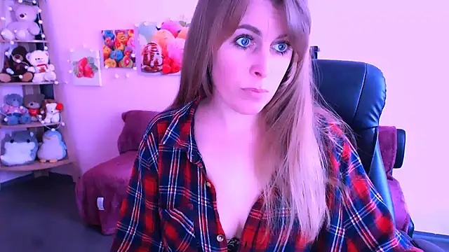 Hot Milady online show from 14, 4, 2026