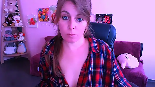 Hot Milady online show from 28, 4, 2026
