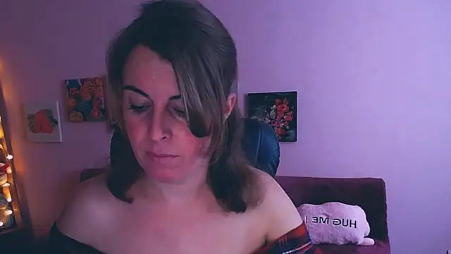 Hot Milady online show from 4, 2, 2025