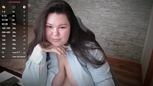 NicaMeow online show from 11, 2, 2025