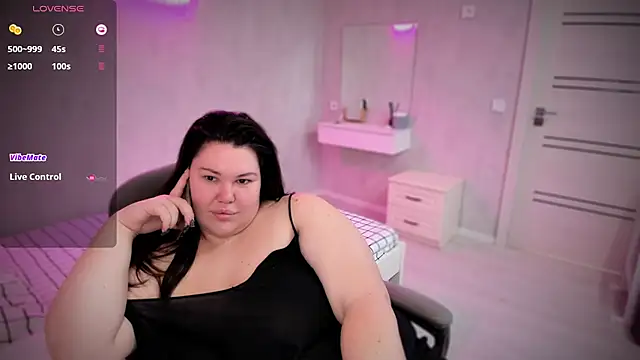 NicaMeow online show from 4, 12, 2025