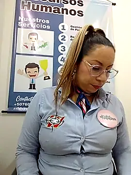 Snapshot of Katalina_S3xy chatting on 9, 10, 2025 Katalina S3xy online show from 9, 10, 2025