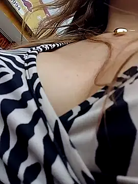 Snapshot of Katalina_S3xy chatting on 21, 10, 2025 Katalina S3xy online show from 21, 10, 2025