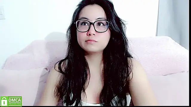 Snapshot of mariana_katto chatting on 6, 7, 2026 mariana katto online show from 6, 7, 2026