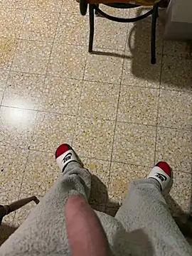 Snapshot of Miky_21 chatting on 13, 3, 2026 Miky 21 online show from 13, 3, 2026