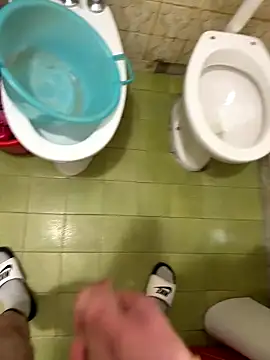 Snapshot of Miky_21 chatting on 26, 9, 2025 Miky 21 online show from 26, 9, 2025