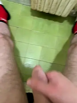 Snapshot of Miky_21 chatting on 18, 11, 2025 Miky 21 online show from 18, 11, 2025