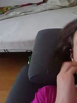 Snapshot of Miky_21 chatting on 18, 12, 2024 Miky 21 online show from 18, 12, 2024