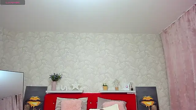 KattyPeachX online show from 1, 2, 2026